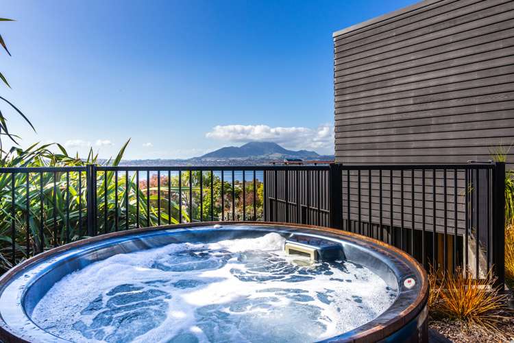 54 Mapara Road Acacia Bay_6