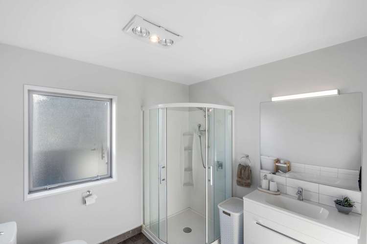 42 Menin Gate Crescent Broomfield_12