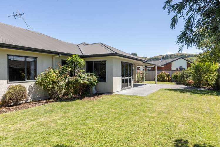 6 Malbec Way Greenmeadows_14