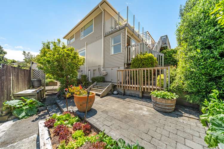 90 Dowse Drive Maungaraki_33