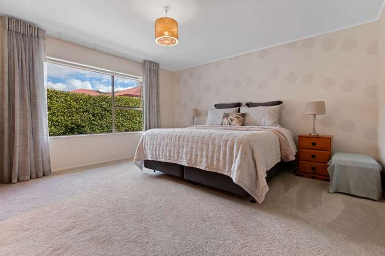 10 Barraud Place Pukehangi_12