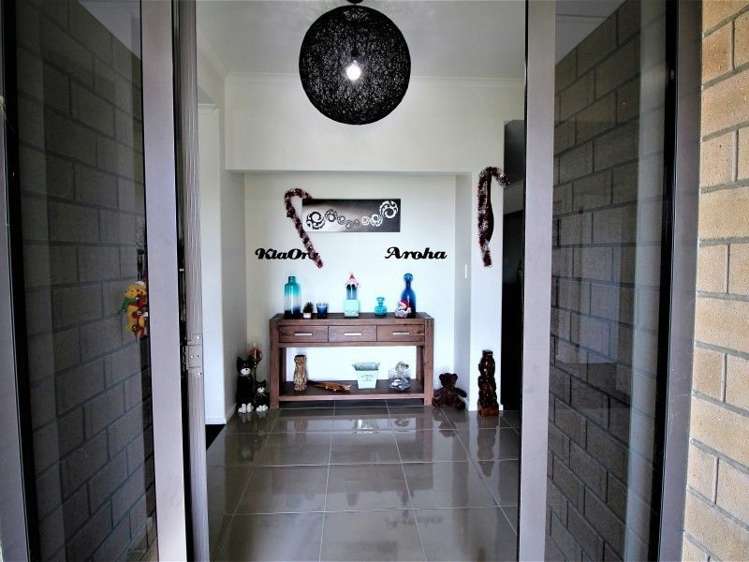 34 West Thompson Street Leamington_5