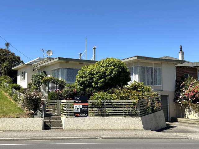 Family Home Handy to Rosebank or Central Balclutha