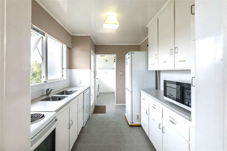 81 Lauderdale Road Birkdale_8