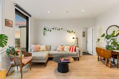 203/433 Dominion Road_3