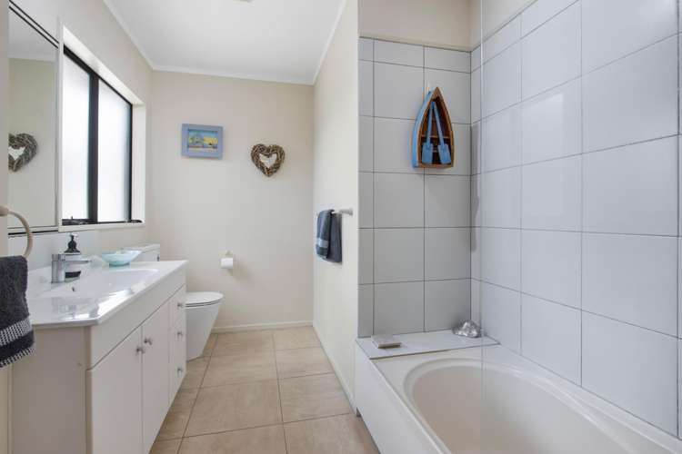 35 Links View Drive Omokoroa_19