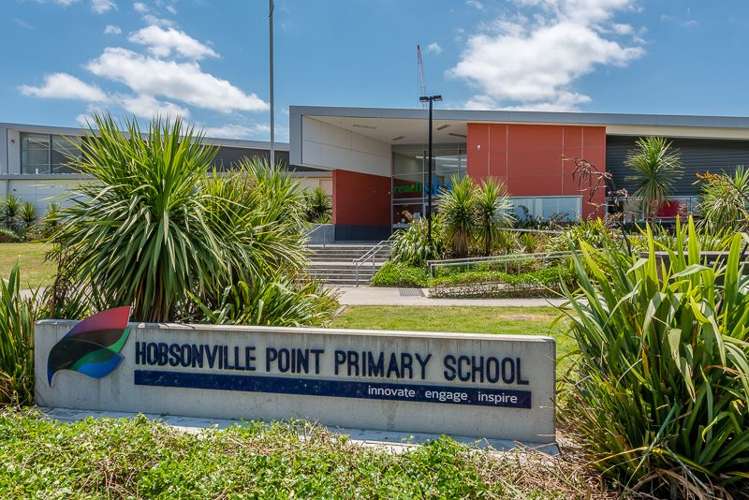 13 Grey Warbler Road Hobsonville_16