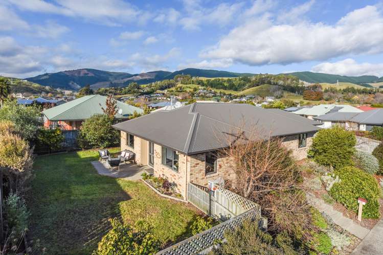 45 Cambelldon Crescent Stoke_1