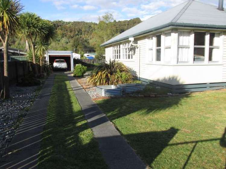71 Dick Street Reefton_12