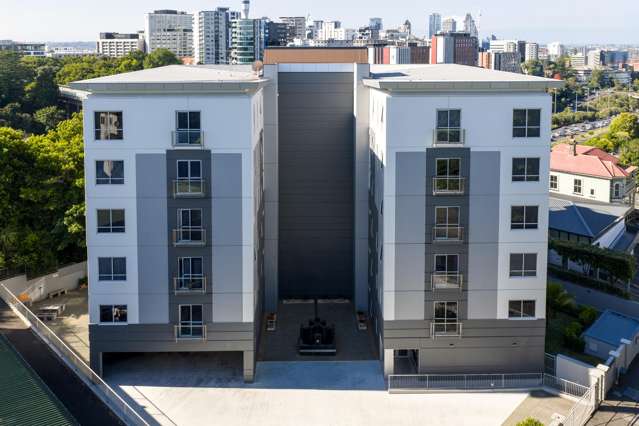 PB/127 Grafton Road Grafton_2