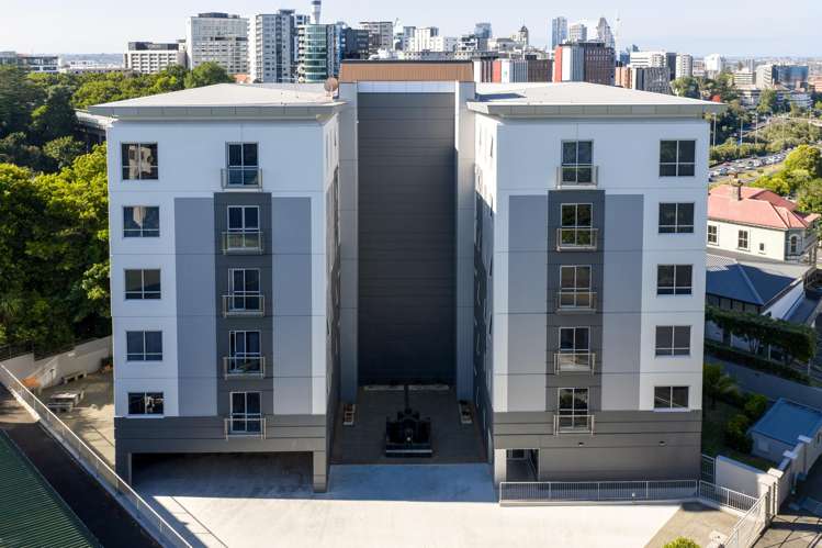 PB/127 Grafton Road Grafton_2