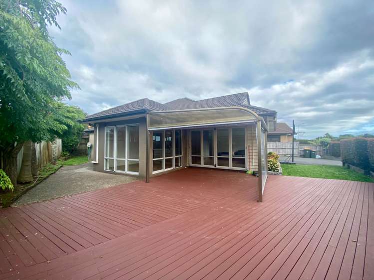 22 Salford Crescent Flat Bush_9