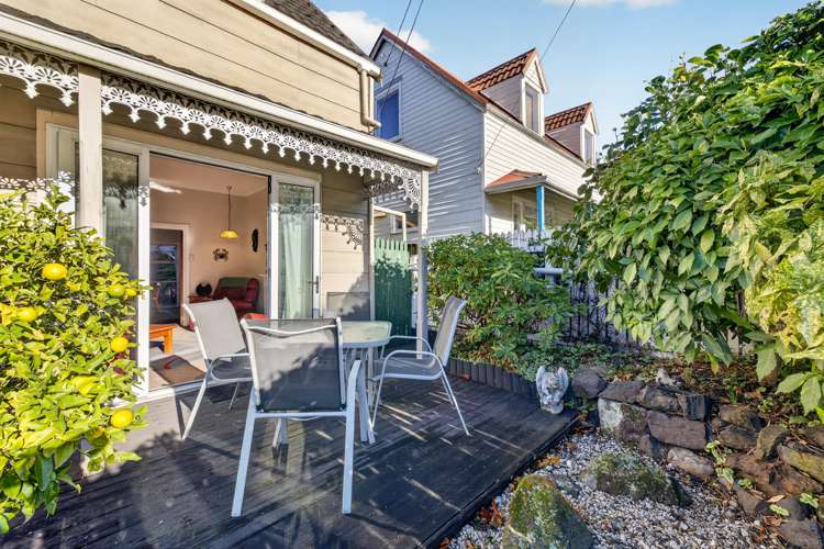 87 London Street Lyttelton_21