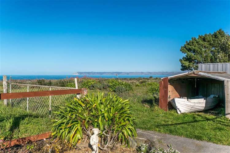 202 Rarangi Beach Road Rarangi_15
