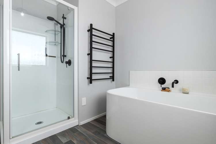 24 Lachlan Drive Dinsdale_15