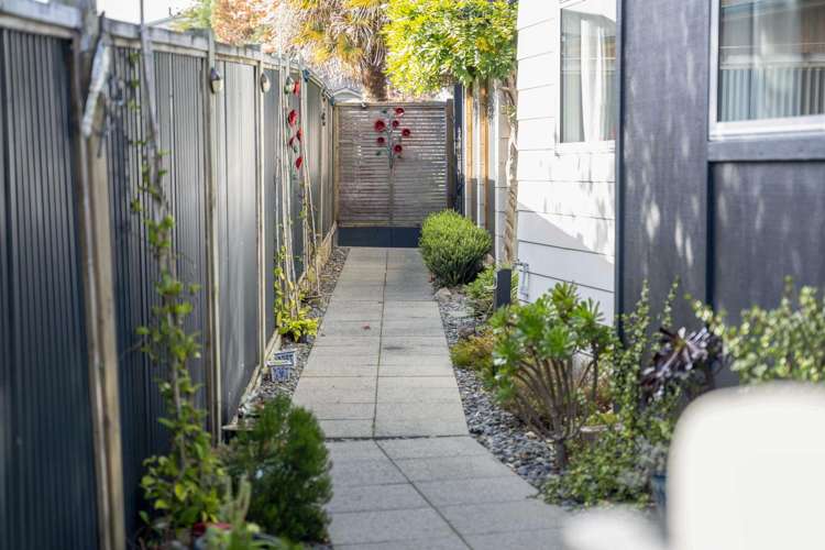 15 Kurupae Road Hilltop_24