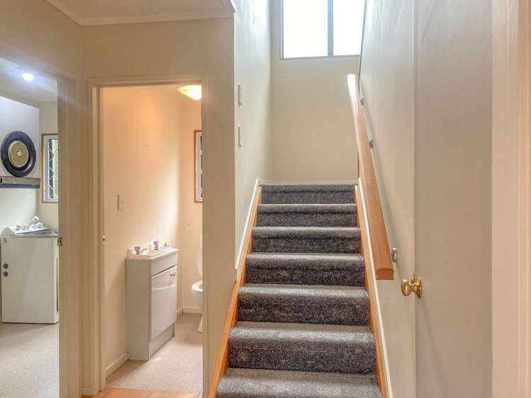 2/5 Willerton Avenue New Lynn_8