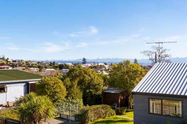 9 Farnham Drive_1