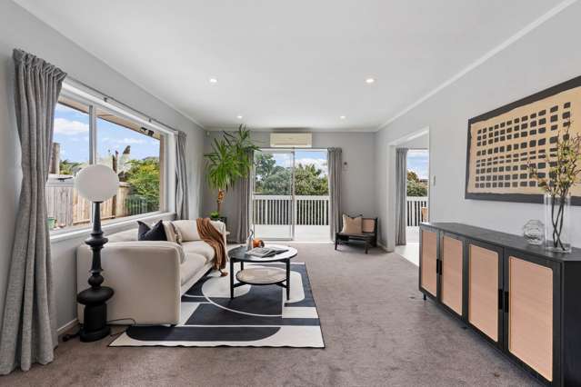 4 Haseler Crescent Mellons Bay_2
