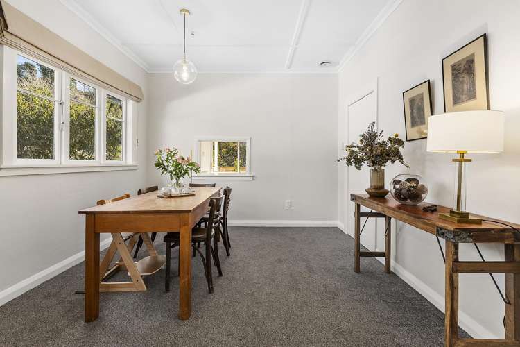 8 Friend Street Karori_2