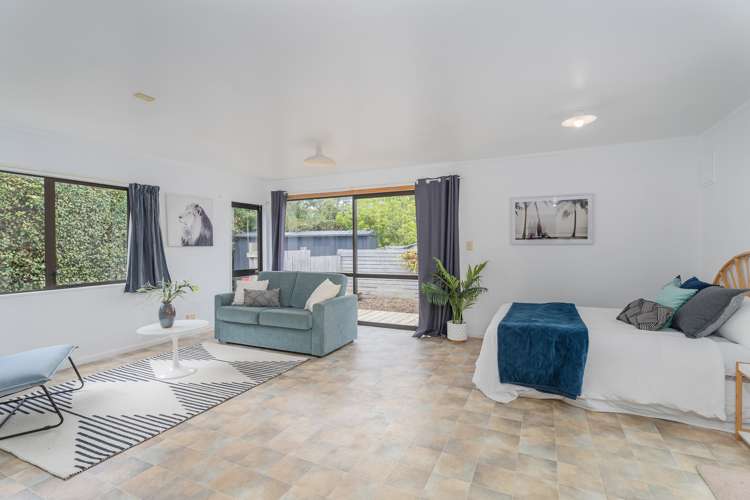 111 Marram Place Matarangi_18