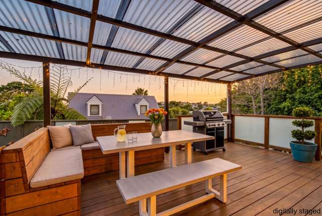 Sunlit Spacious Haven in Rangitoto College Zone