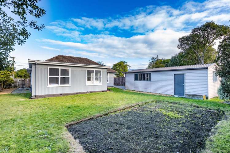 17 Doreen Street Aranui_18