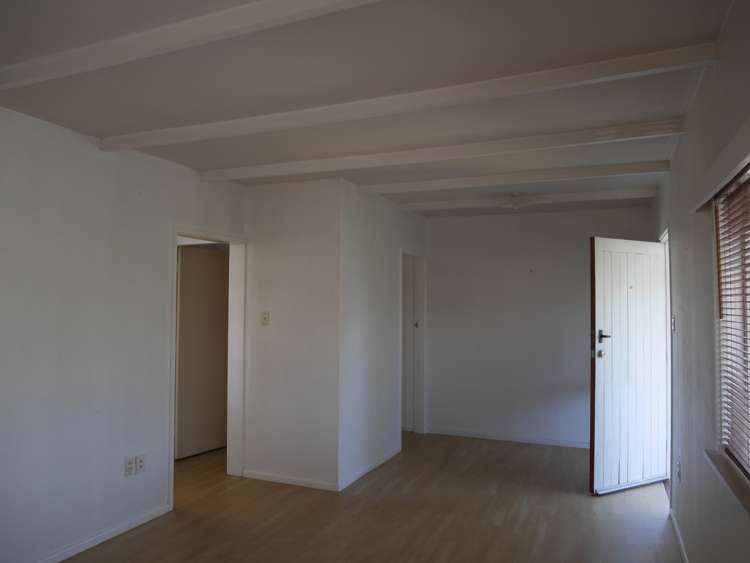 2/16 Frederick Street Taupo_4