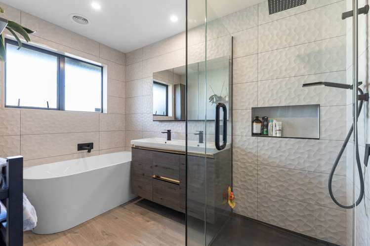 8 Cleveland Heights Kelvin Grove_16