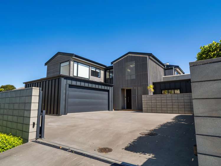 214 Oceanbeach Road Mt Maunganui_32