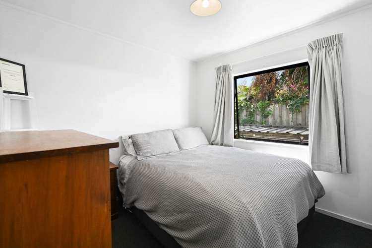 13a Forest Lake Road 1066_5