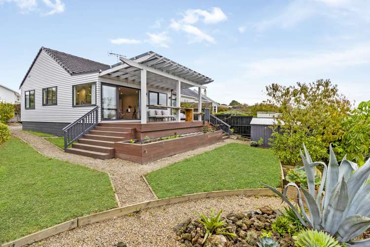 35 Waterbank Crescent Waterview_15