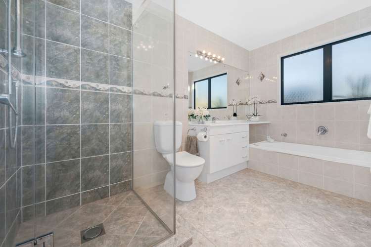 11 Brooke Ridge Rise East Tamaki Heights_28