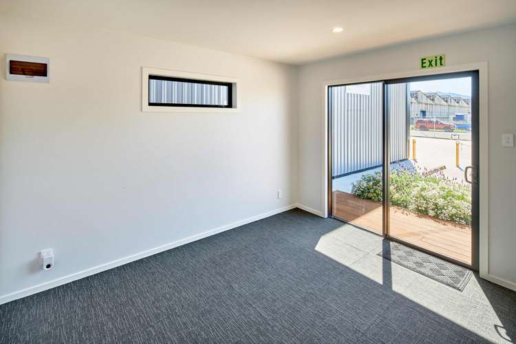 47 Thomas Neal Crescent Trentham_9