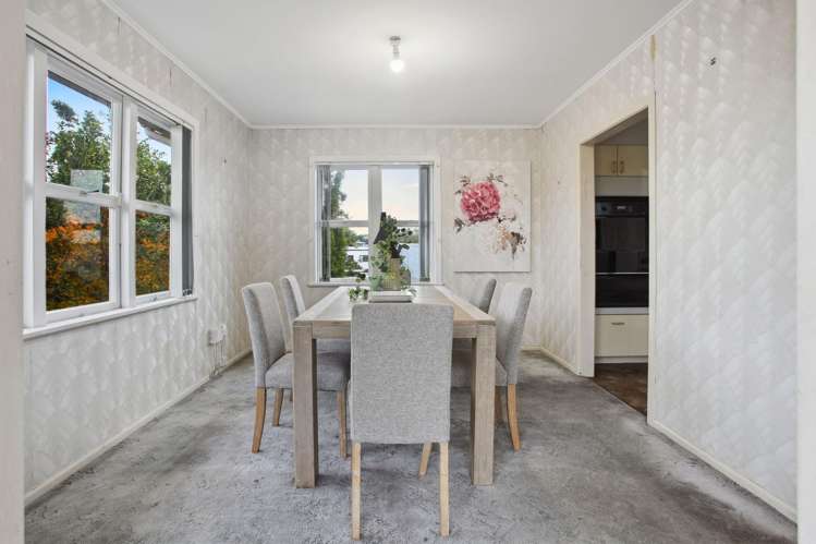 16 Sylvan Crescent Te Atatu South_7