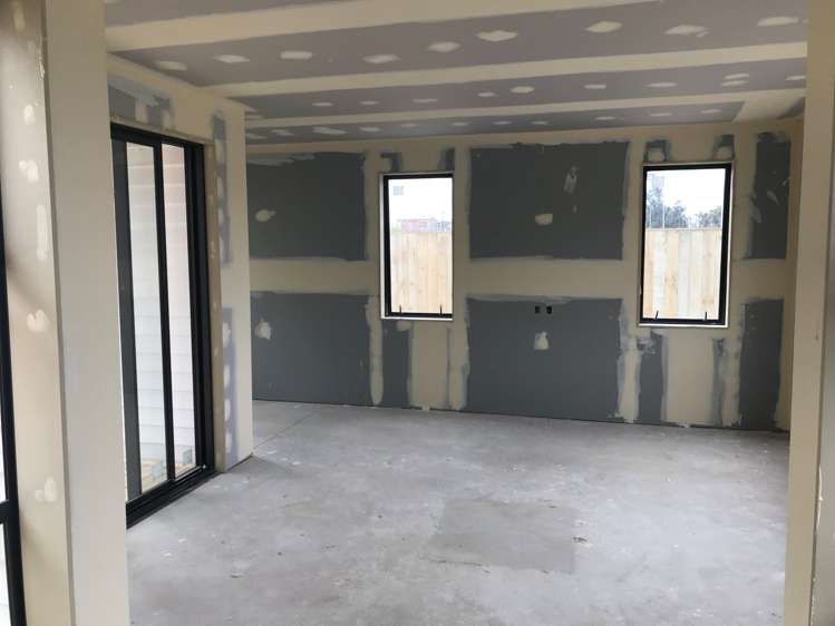 1 Pihoihoi Place Hobsonville_9