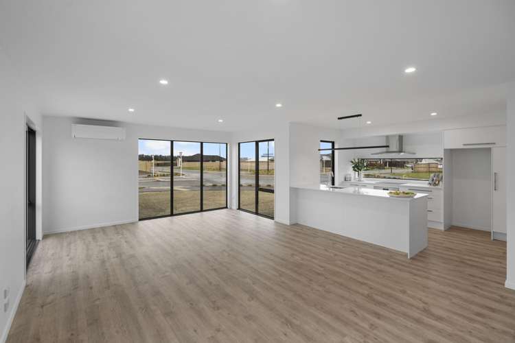 21 Rosalind Avenue Darfield_10
