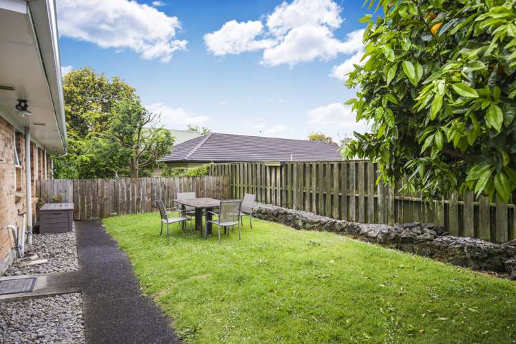 2/73a Michaels Avenue Ellerslie_1