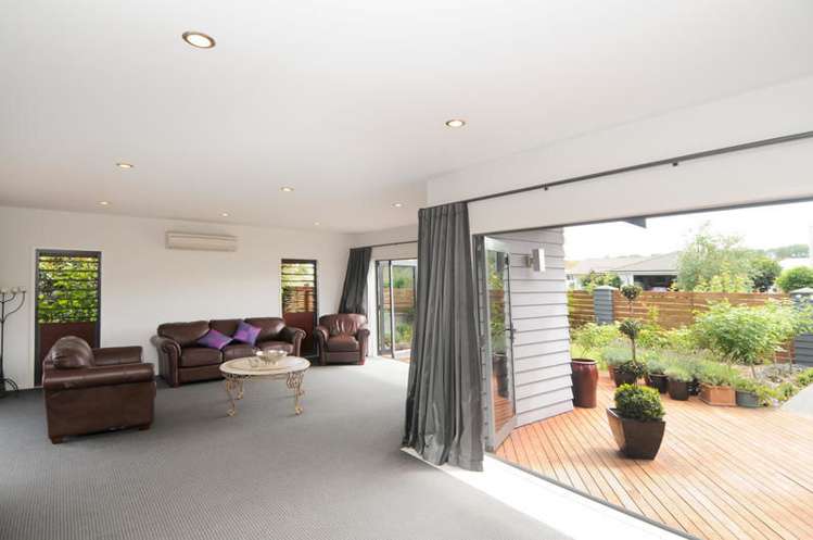 4 Pohutukawa Grove Lytton West_9