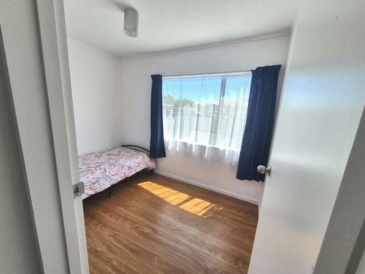 41a Raglan Avenue Cloverlea_13