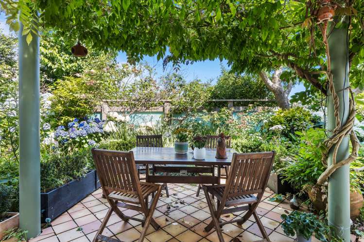 2/7 Otakau Road Milford_8