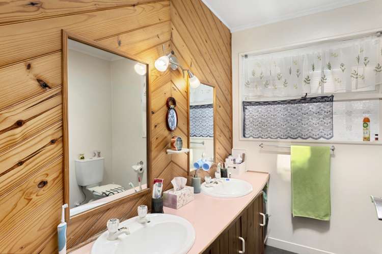 99 Onerahi Road Onerahi_12