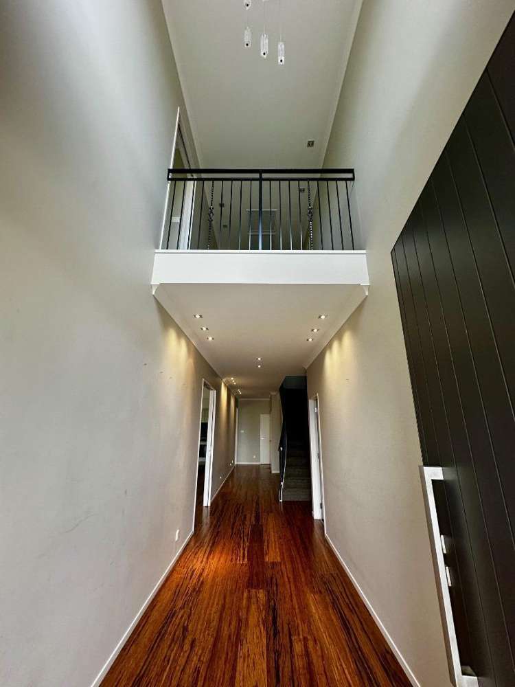 100a Cyril French Drive Flat Bush_2