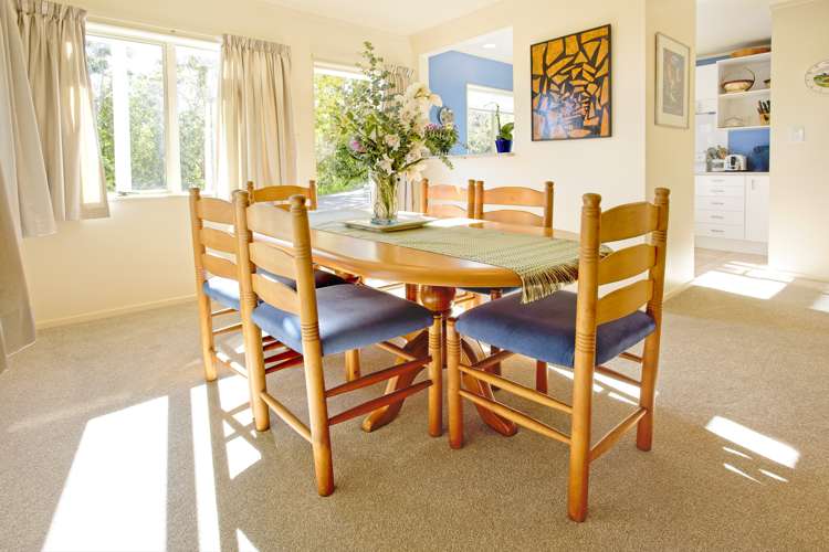 2/30 Sunset Road Unsworth Heights_10