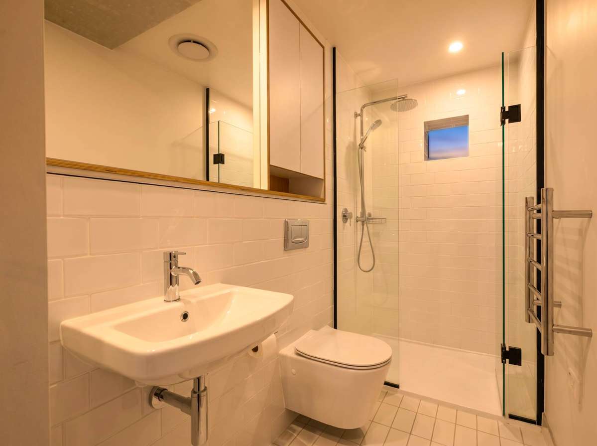 222/38 Khyber Pass Road_3