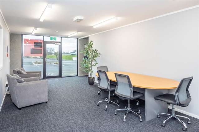 Unit 5/142 Ossie James Drive Rukuhia_1