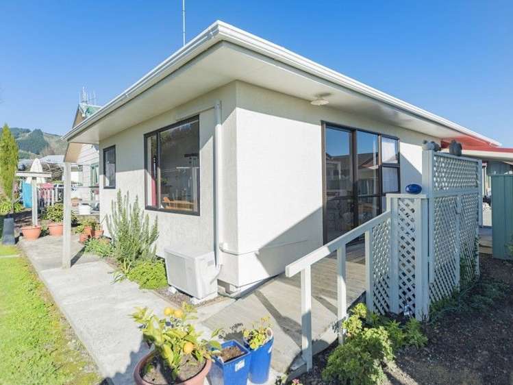 16 Fernlea Rise Richmond_10