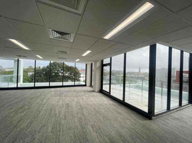 129 Hurstmere Rd Takapuna_4