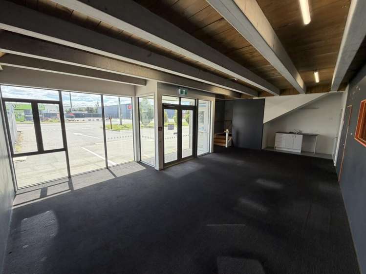 Unit 1, 15 George Holmes Road Rolleston_3