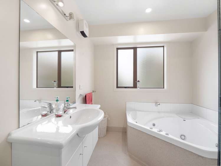 33 Essex street Weston_23